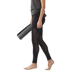 Lululemon Hot Like Agni Mesh Back Leggings - Black - Size 4